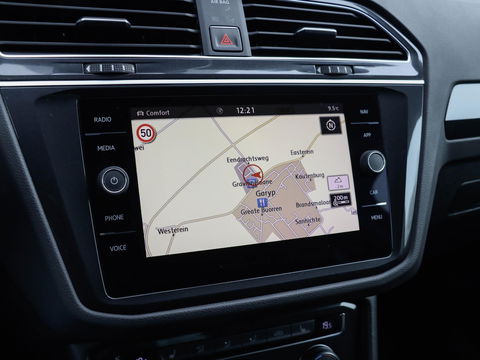 Volkswagen Tiguan 2.0 TSI 4Motion Highline 220PK Trekhaak CarPlay