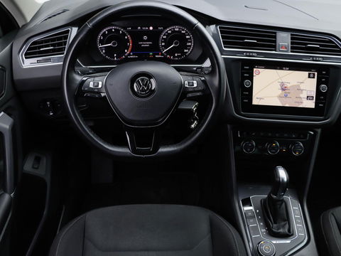 Volkswagen Tiguan 2.0 TSI 4Motion Highline 220PK Trekhaak CarPlay