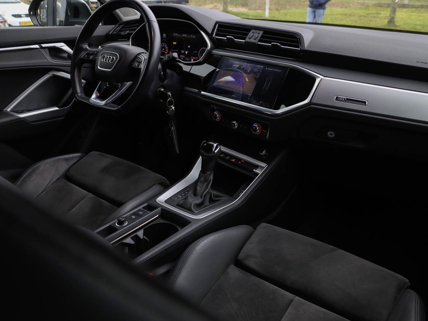 Audi Q3 Sportback 35 TFSI S-Line Automaat Adaptive Cruise Daytonagrijs 19 inch