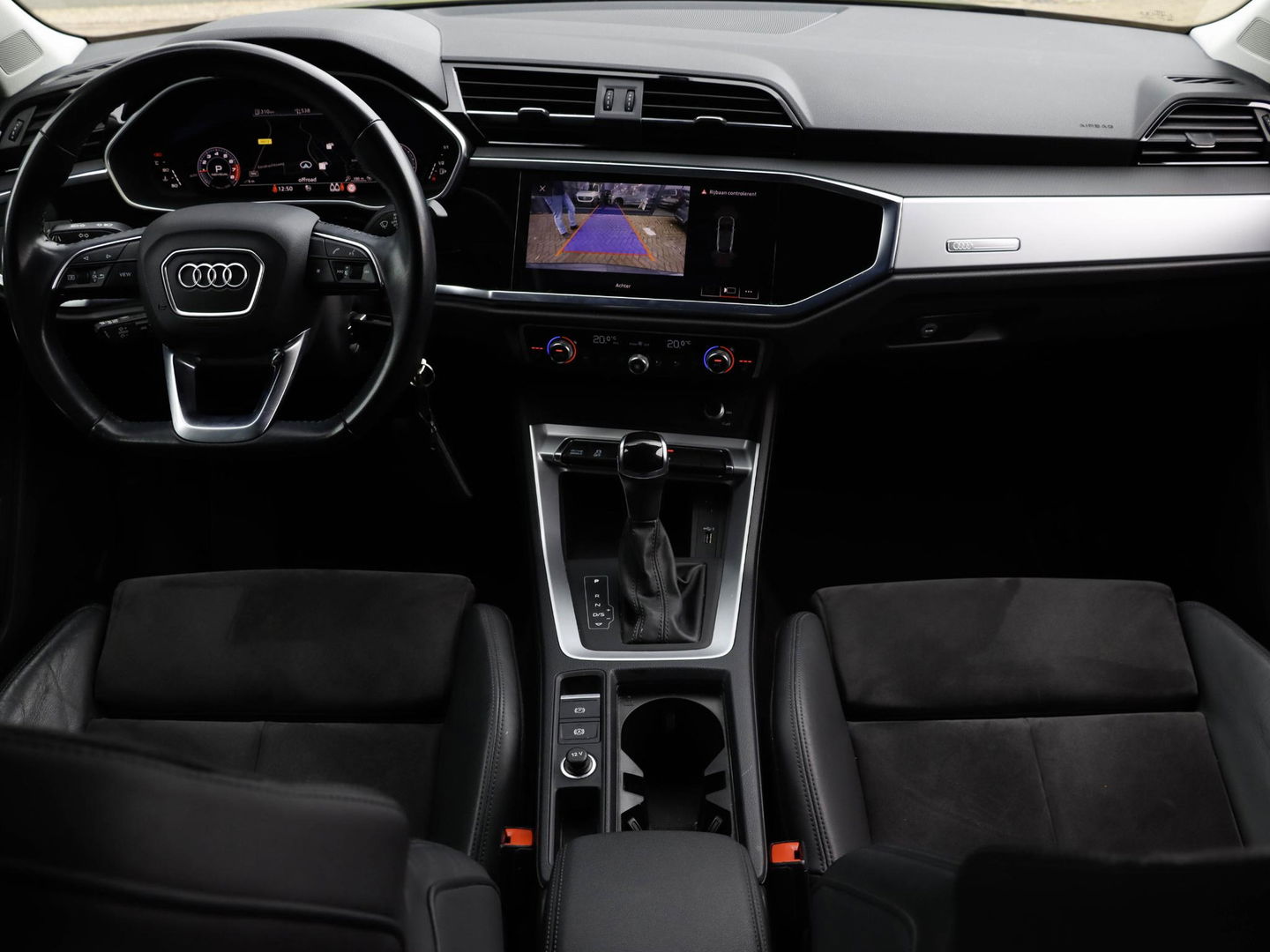 Audi Q3 Sportback 35 TFSI S-Line Automaat Adaptive Cruise Daytonagrijs 19 inch