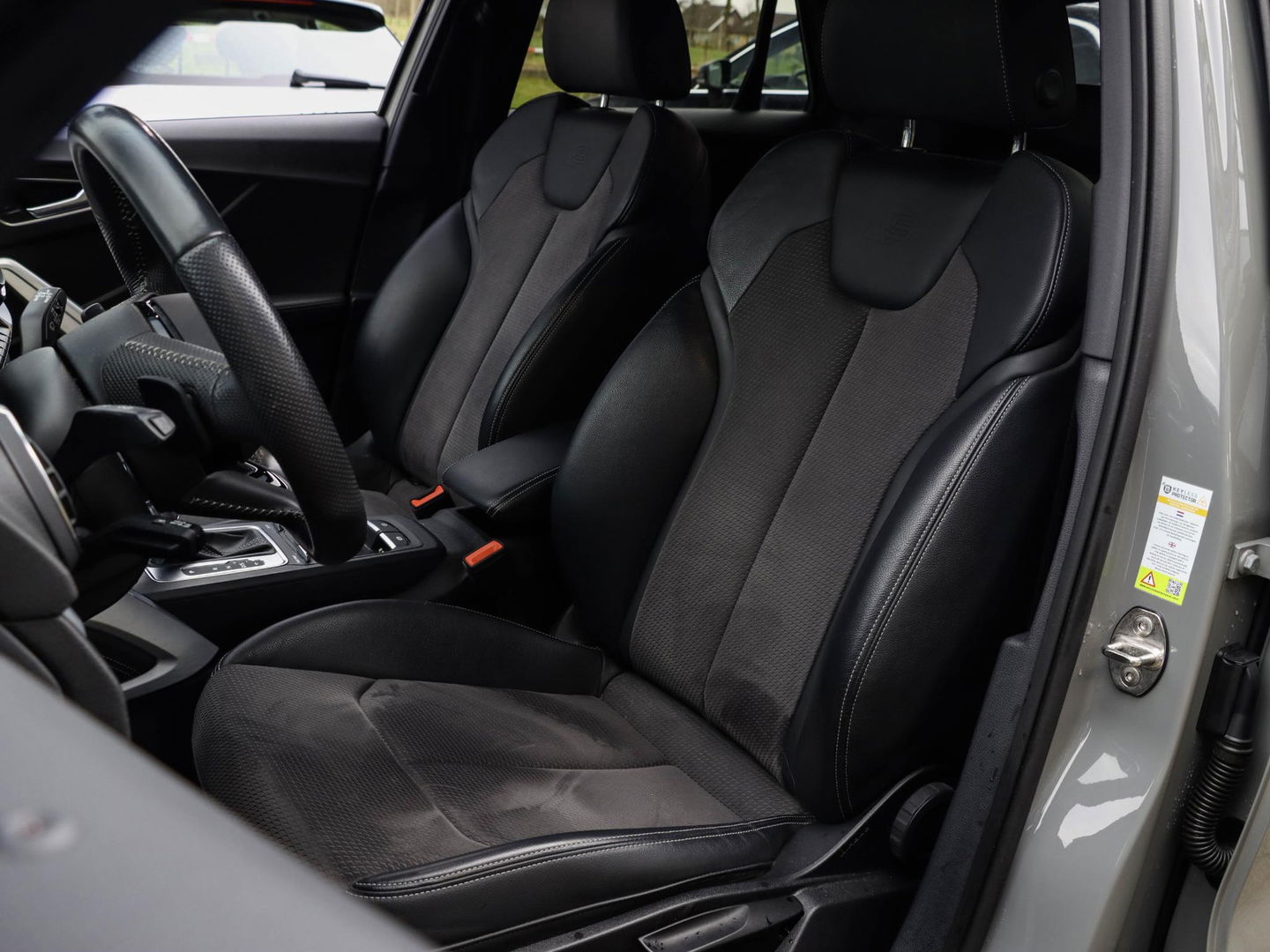 Audi SQ2 2.0 TFSI 300PK Aut. Adaptive Cruise Quantumgrijs