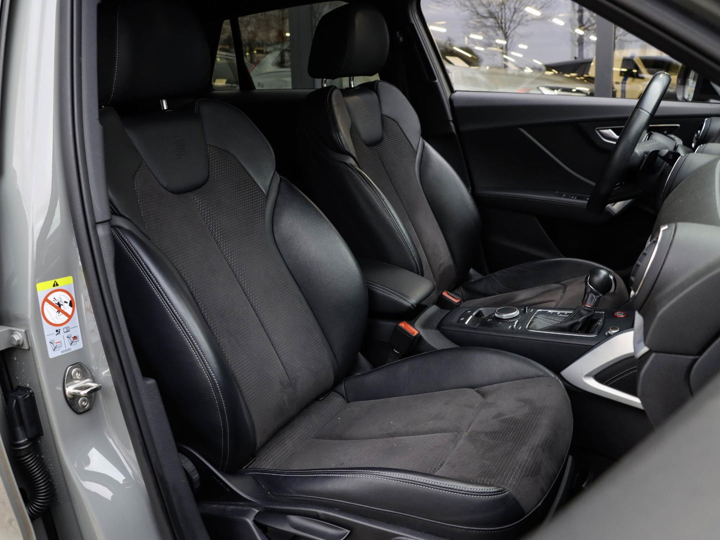 Audi SQ2 2.0 TFSI 300PK Aut. Adaptive Cruise Quantumgrijs