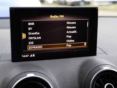 Audi SQ2 2.0 TFSI 300PK Aut. Adaptive Cruise Quantumgrijs