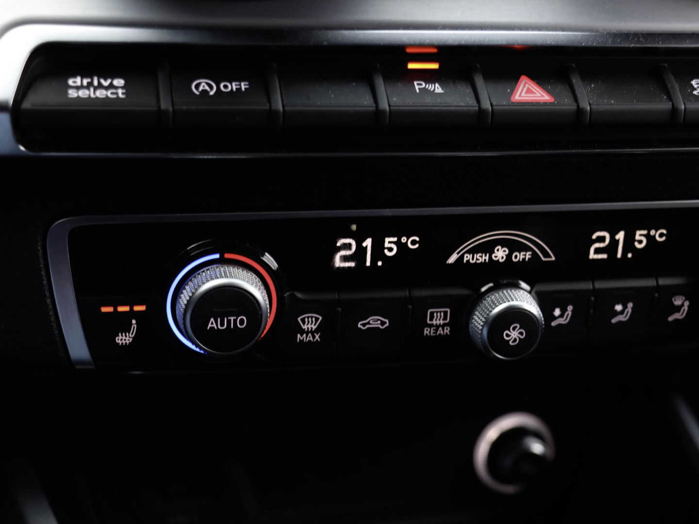 Audi SQ2 2.0 TFSI 300PK Aut. Adaptive Cruise Quantumgrijs