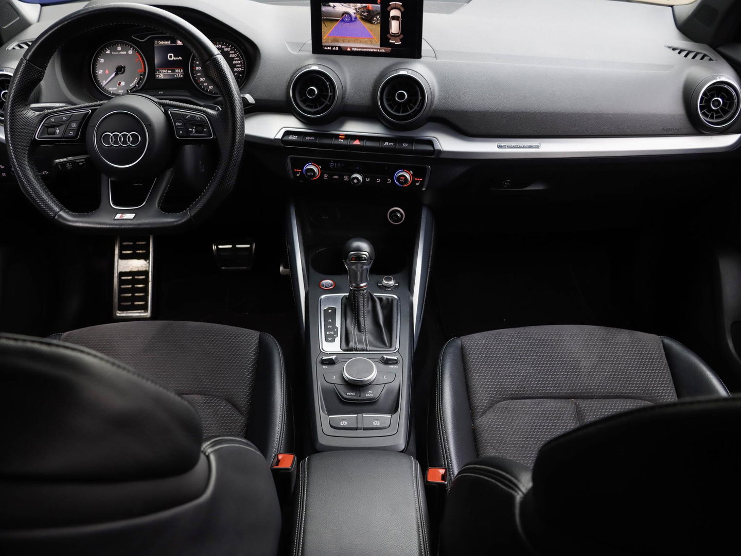 Audi SQ2 2.0 TFSI 300PK Aut. Adaptive Cruise Quantumgrijs