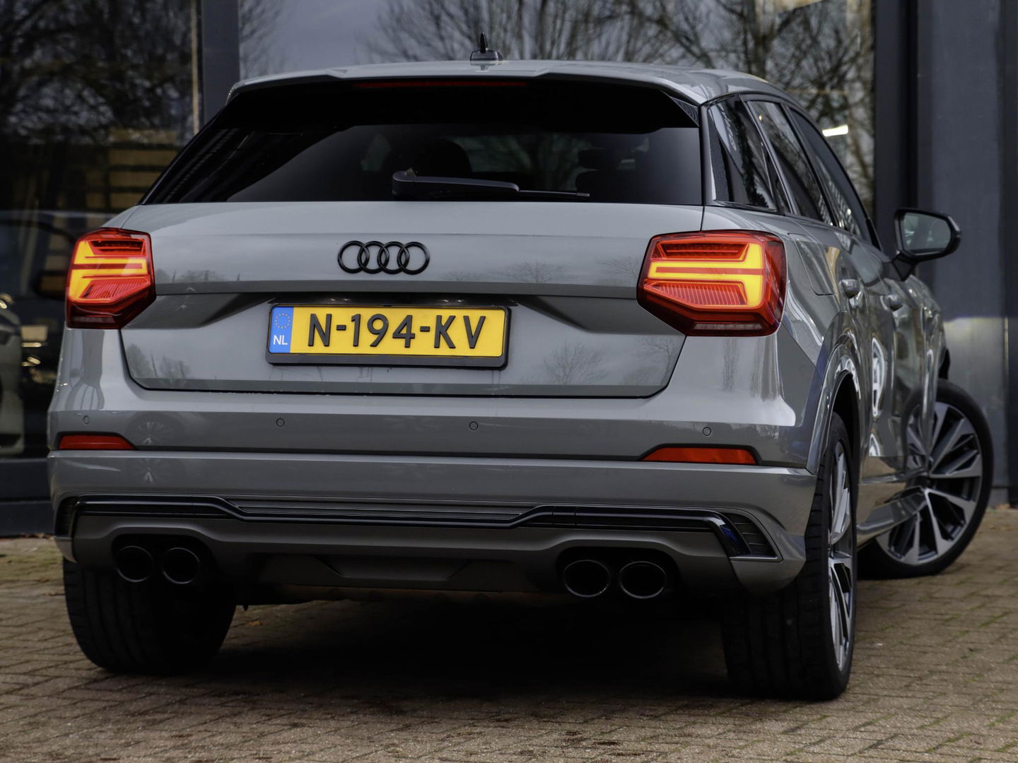 Audi SQ2 2.0 TFSI 300PK Aut. Adaptive Cruise Quantumgrijs