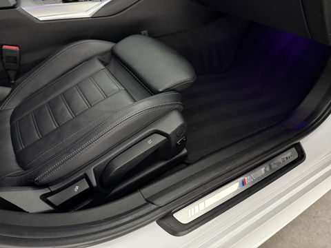 BMW 3-serie 320i High Executive Edition M-Sport | Pano | Virtual | Sfeer | 360° | Stoel/Stuur verw. | Cruise | Carplay | NAP