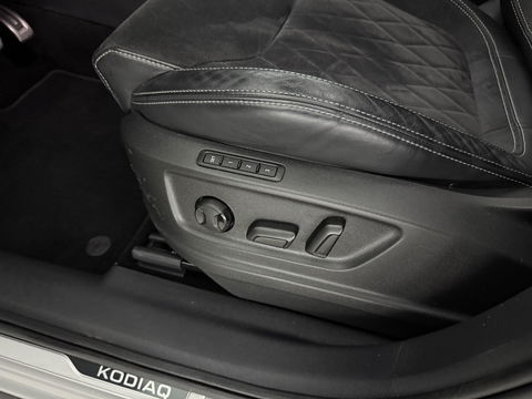 Škoda Kodiaq 1.5 TSI Sportline Business | Pano | Memory | Sfeer | Virtual | Adap. Cruise | Stoel/Stuurverw. | Carplay | Camera | Trekh.