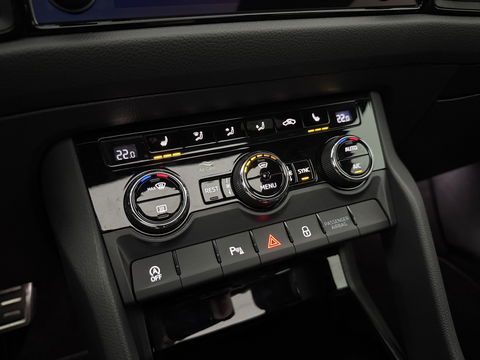 Škoda Kodiaq 1.5 TSI Sportline Business | Pano | Memory | Sfeer | Virtual | Adap. Cruise | Stoel/Stuurverw. | Carplay | Camera | Trekh.