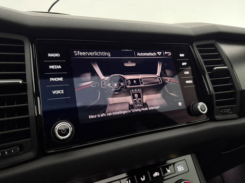 Škoda Kodiaq 1.5 TSI Sportline Business | Pano | Memory | Sfeer | Virtual | Adap. Cruise | Stoel/Stuurverw. | Carplay | Camera | Trekh.