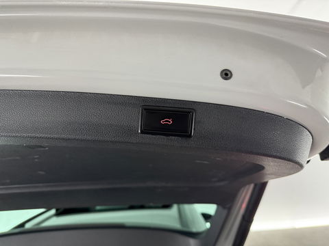 Škoda Kodiaq 1.5 TSI Sportline Business | Pano | Memory | Sfeer | Virtual | Adap. Cruise | Stoel/Stuurverw. | Carplay | Camera | Trekh.