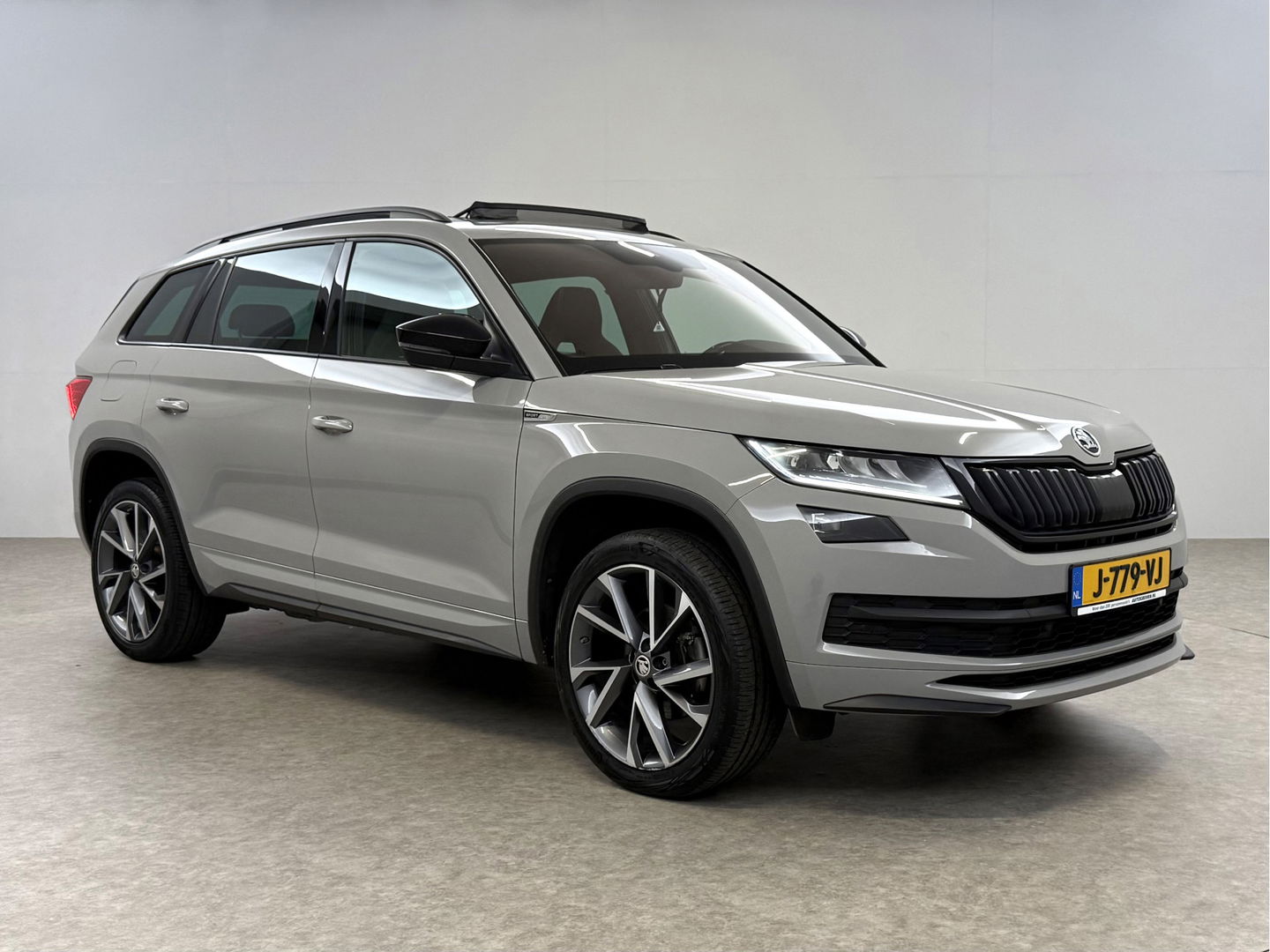 Škoda Kodiaq 1.5 TSI Sportline Business | Pano | Memory | Sfeer | Virtual | Adap. Cruise | Stoel/Stuurverw. | Carplay | Camera | Trekh.