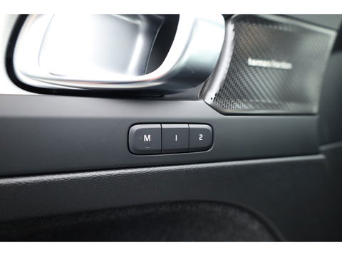 Volvo XC40 2.0 B3 Black Edition | Pano | Keyless | H&K | 360Cam| Stoel- Stuurverw. | CarPlay | Pilot Assist | Google | ACC 4388