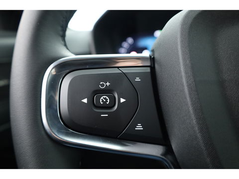 Volvo XC40 2.0 B3 Black Edition | Pano | Keyless | H&K | 360Cam| Stoel- Stuurverw. | CarPlay | Pilot Assist | Google | ACC 4388
