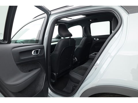 Volvo XC40 2.0 B3 Black Edition | Pano | Keyless | H&K | 360Cam| Stoel- Stuurverw. | CarPlay | Pilot Assist | Google | ACC 4388