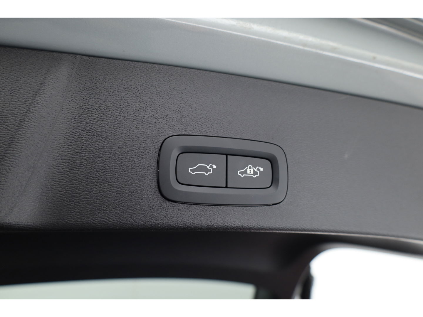 Volvo XC40 2.0 B3 Black Edition | Pano | Keyless | H&K | 360Cam| Stoel- Stuurverw. | CarPlay | Pilot Assist | Google | ACC 4388