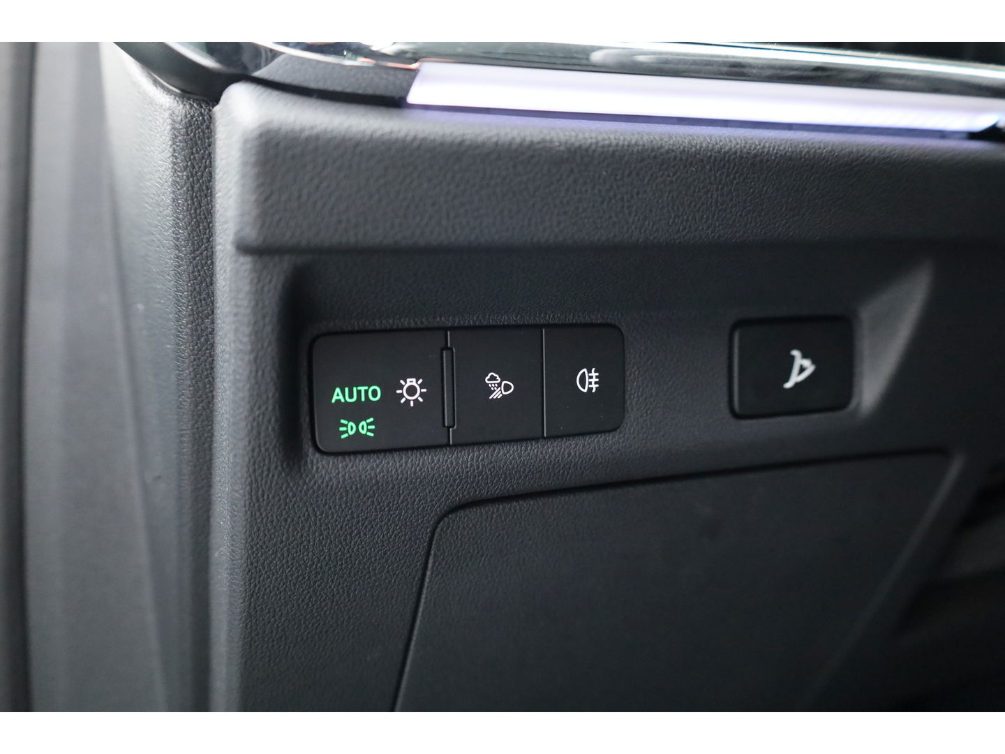 Škoda Enyaq iV 80 | Digital Cockpit | ACC | Elek. Trekhaak | Keyless | Stoel- Stuur verw. | 21'' | Camera