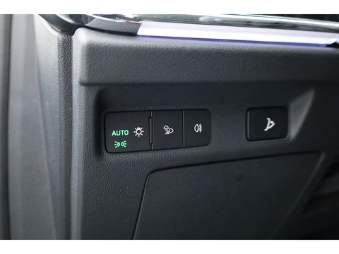 Škoda Enyaq iV 80 | Digital Cockpit | ACC | Elek. Trekhaak | Keyless | Stoel- Stuur verw. | 21'' | Camera
