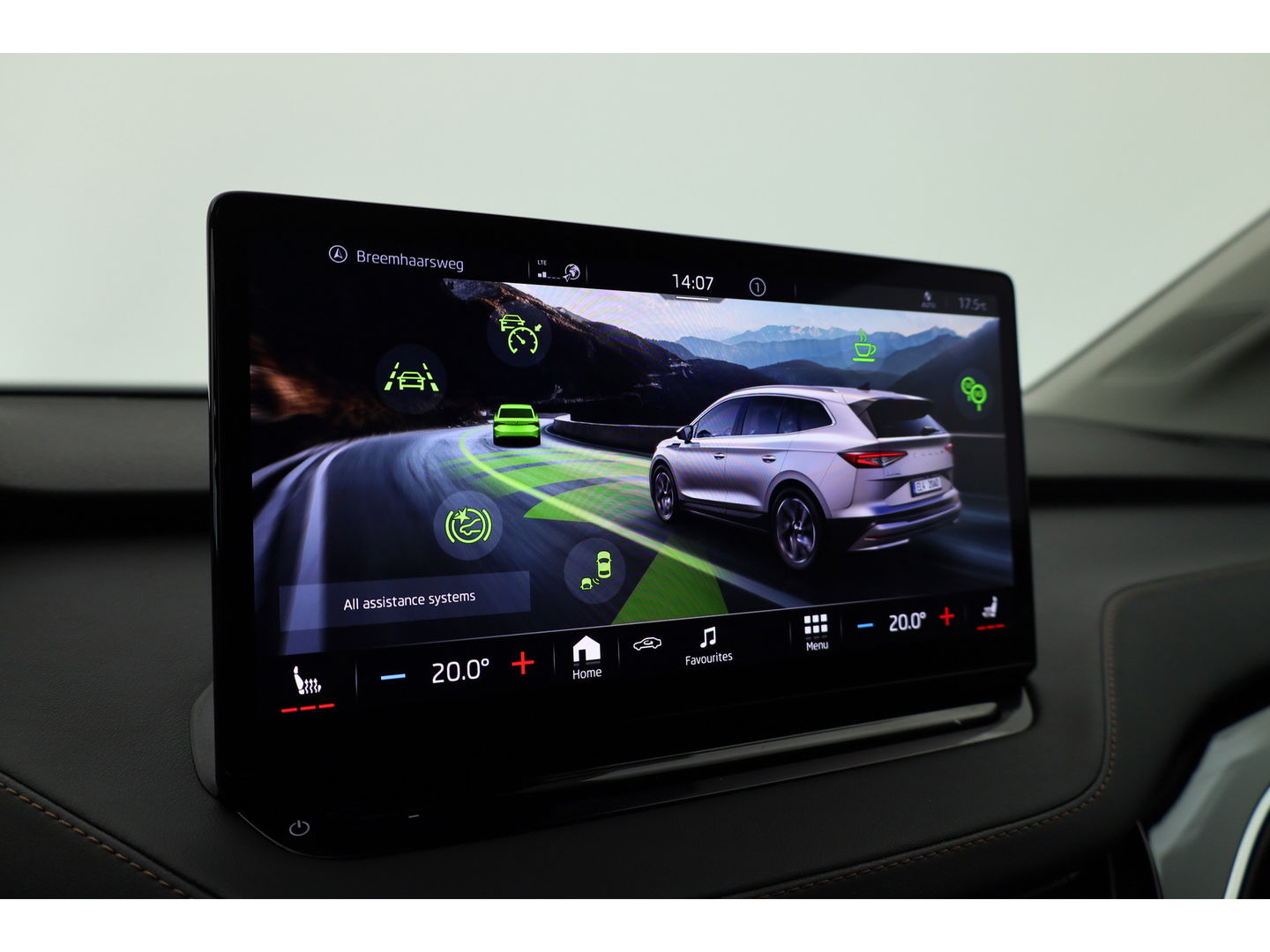 Škoda Enyaq iV 80 | Digital Cockpit | ACC | Elek. Trekhaak | Keyless | Stoel- Stuur verw. | 21'' | Camera