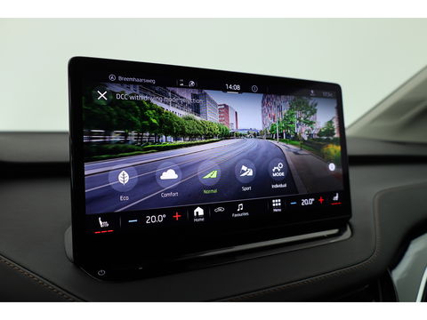 Škoda Enyaq iV 80 | Digital Cockpit | ACC | Elek. Trekhaak | Keyless | Stoel- Stuur verw. | 21'' | Camera