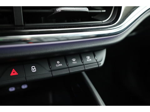 Škoda Enyaq iV 80 | Digital Cockpit | ACC | Elek. Trekhaak | Keyless | Stoel- Stuur verw. | 21'' | Camera