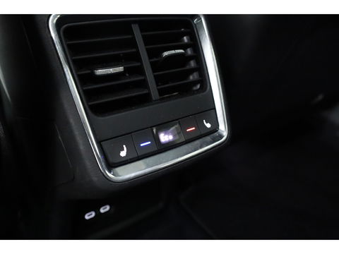 Škoda Enyaq iV 80 | Digital Cockpit | ACC | Elek. Trekhaak | Keyless | Stoel- Stuur verw. | 21'' | Camera