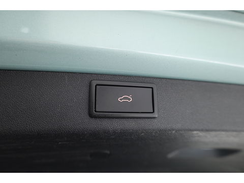 Škoda Enyaq iV 80 | Digital Cockpit | ACC | Elek. Trekhaak | Keyless | Stoel- Stuur verw. | 21'' | Camera