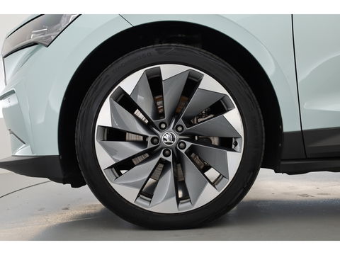 Škoda Enyaq iV 80 | Digital Cockpit | ACC | Elek. Trekhaak | Keyless | Stoel- Stuur verw. | 21'' | Camera
