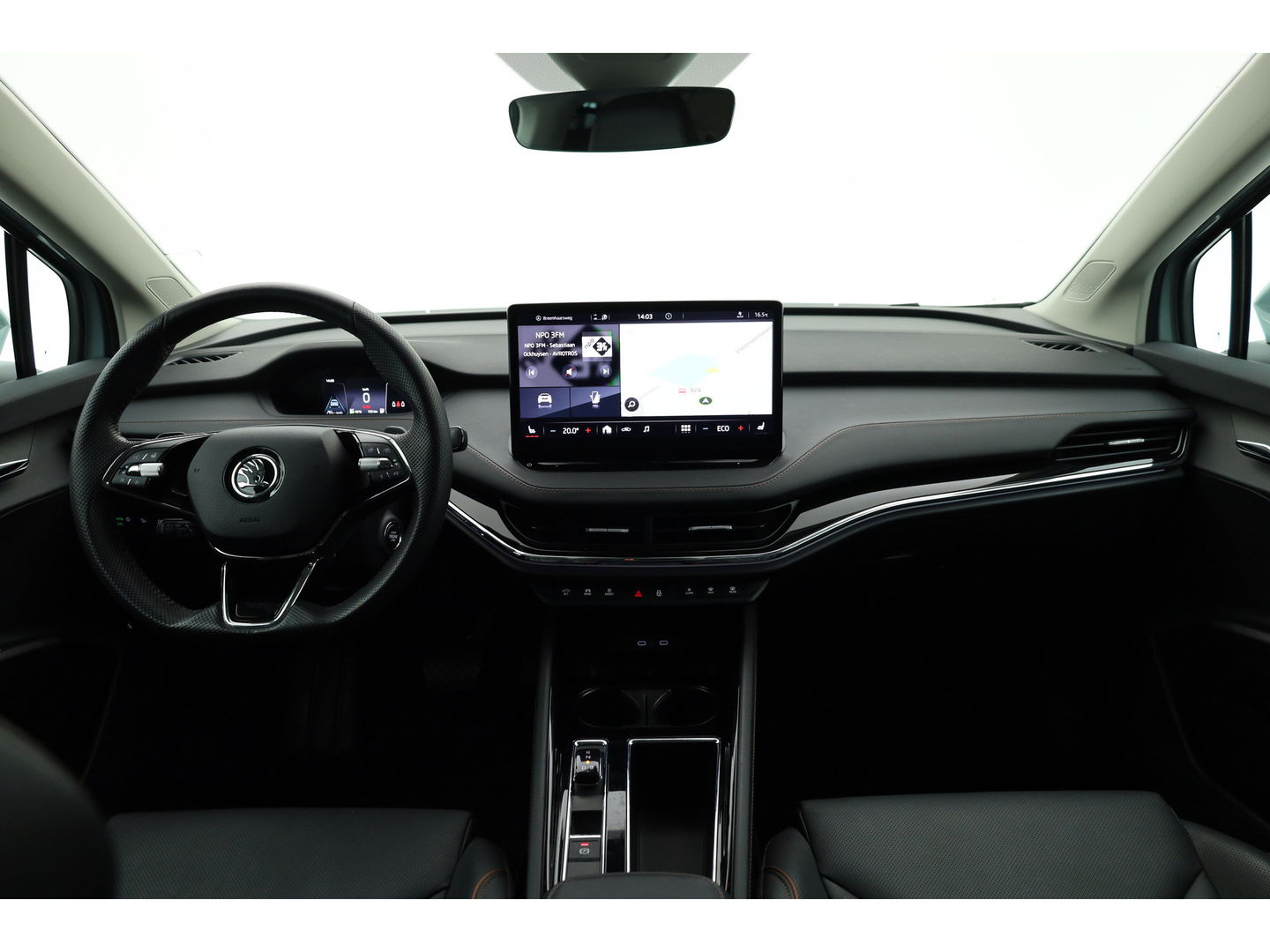 Škoda Enyaq iV 80 | Digital Cockpit | ACC | Elek. Trekhaak | Keyless | Stoel- Stuur verw. | 21'' | Camera