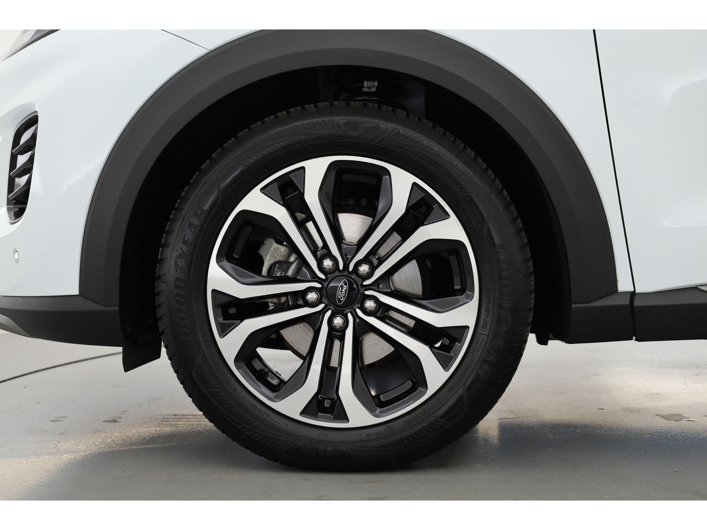 Ford Puma 1.0 EcoBoost Hybrid Titanium  | Adaptieve Cruise | 360Cam | CarPlay | Stoel- Stuurverw. | LED | Keyless Start | 17'' 1621