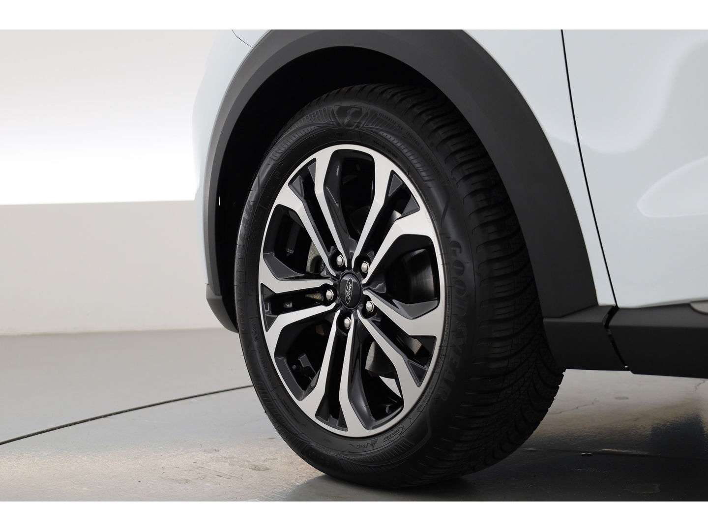 Ford Puma 1.0 EcoBoost Hybrid Titanium  | Adaptieve Cruise | 360Cam | CarPlay | Stoel- Stuurverw. | LED | Keyless Start | 17'' 1621