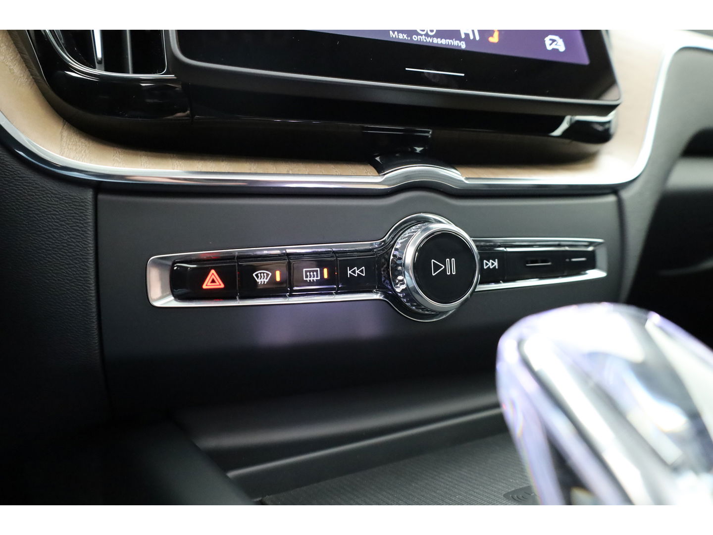 Volvo XC60 2.0 T8 Plug-in hybrid AWD Ultra Dark "Forest Lake" | Facelift | Memory | Pano | Luchtvering | Massage | Bowers & Wilkins