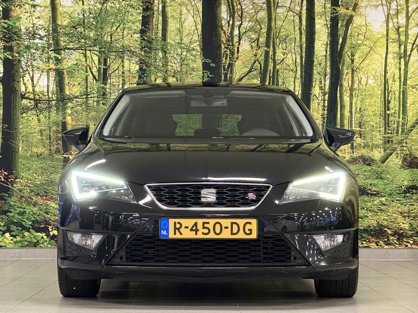SEAT Leon 1.4 TSI FR | Cruise Control | Parkeersensoren | Stoelverwarming | Rijmodusregeling | Sfeerverlichting | Bluetooth | Seat Sound