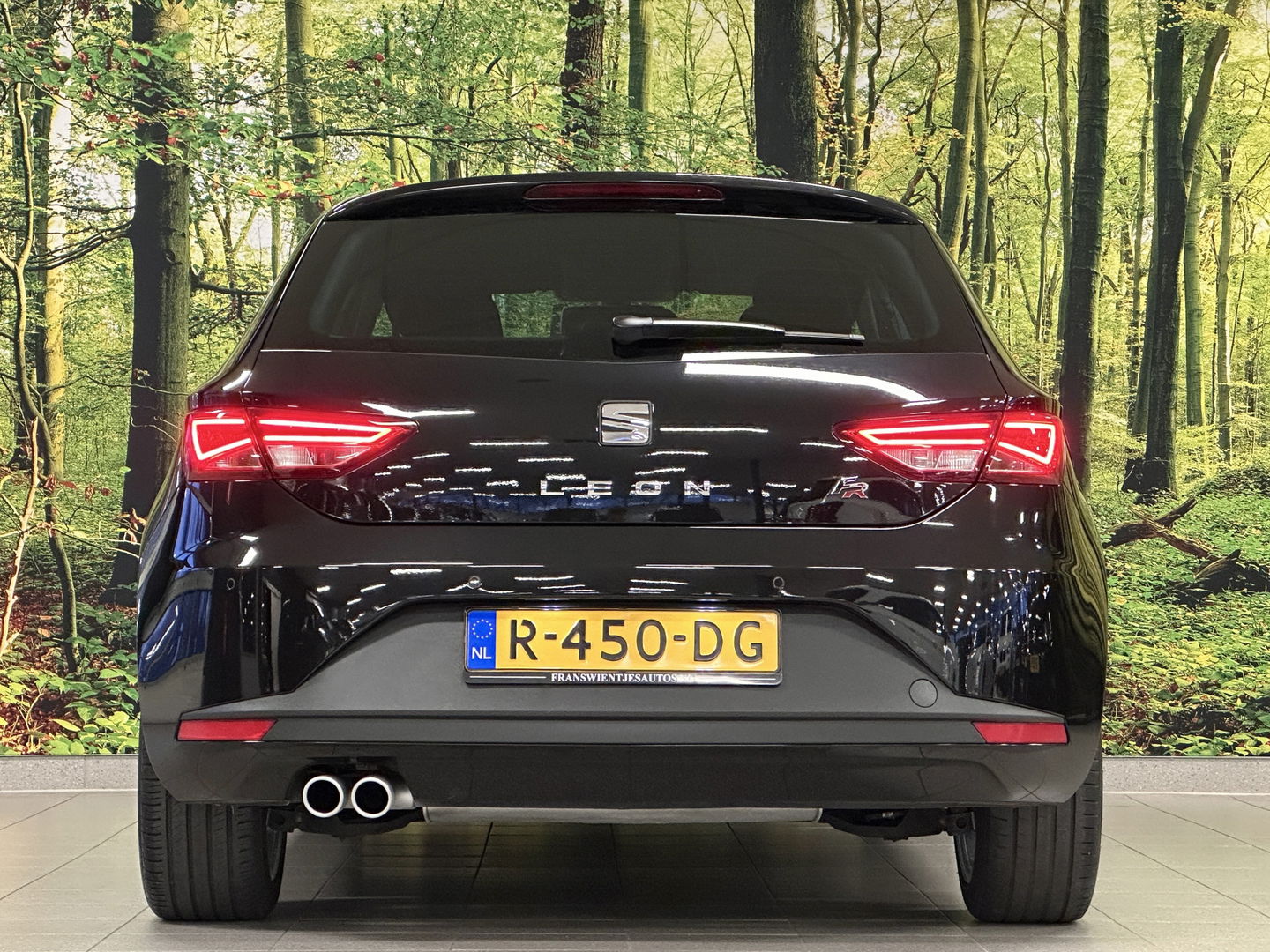 SEAT Leon 1.4 TSI FR | Cruise Control | Parkeersensoren | Stoelverwarming | Rijmodusregeling | Sfeerverlichting | Bluetooth | Seat Sound