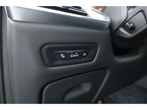 BMW X5 xDrive50e M Sport Pro | Iconic Glow | | Pano | Soft Close | HUD | Luchtvering | Harman Kardon | Elek. Trekhaak |