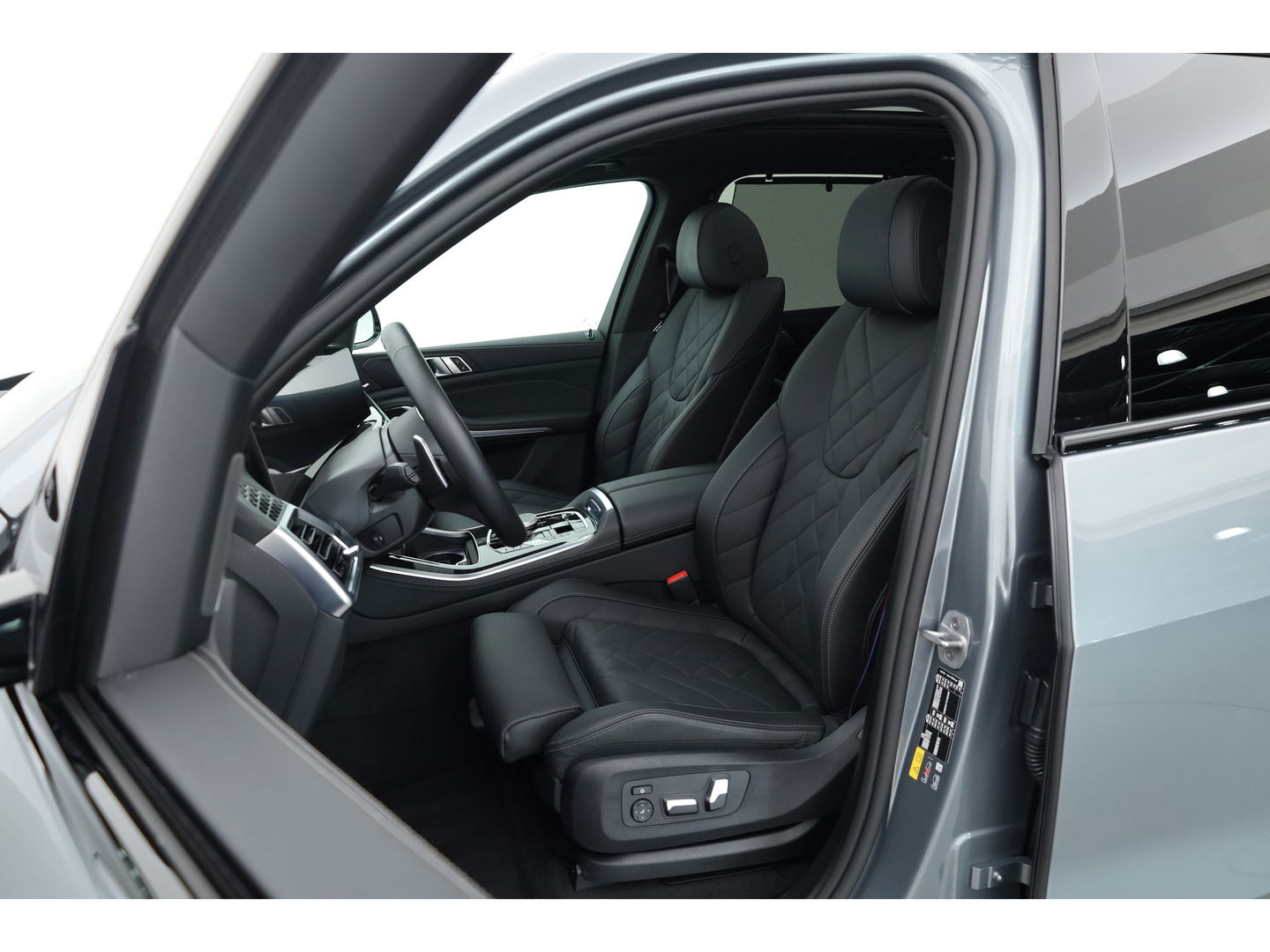 BMW X5 xDrive50e M Sport Pro | Iconic Glow | | Pano | Soft Close | HUD | Luchtvering | Harman Kardon | Elek. Trekhaak |