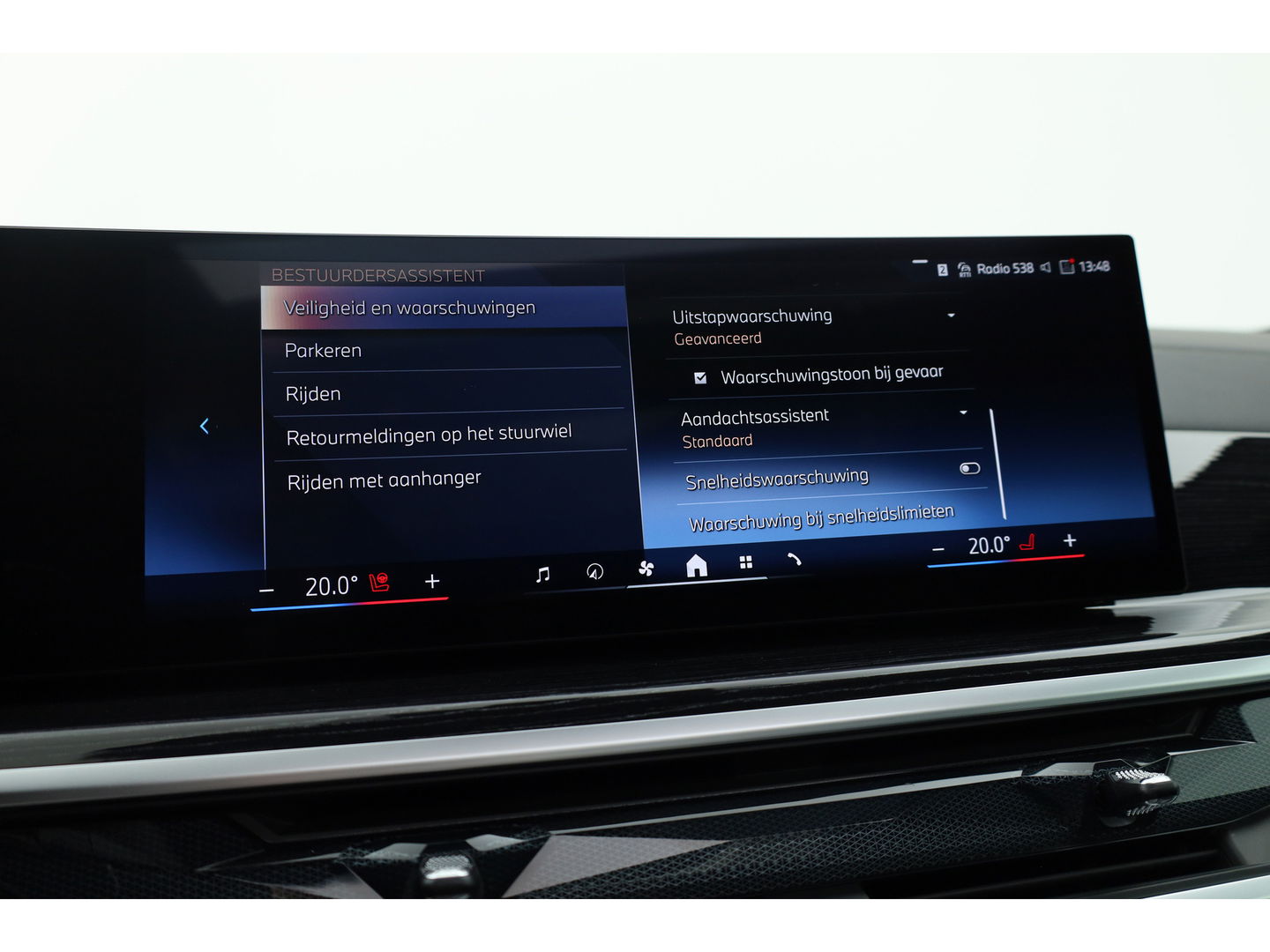 BMW X5 xDrive50e M Sport Pro | Iconic Glow | | Pano | Soft Close | HUD | Luchtvering | Harman Kardon | Elek. Trekhaak |