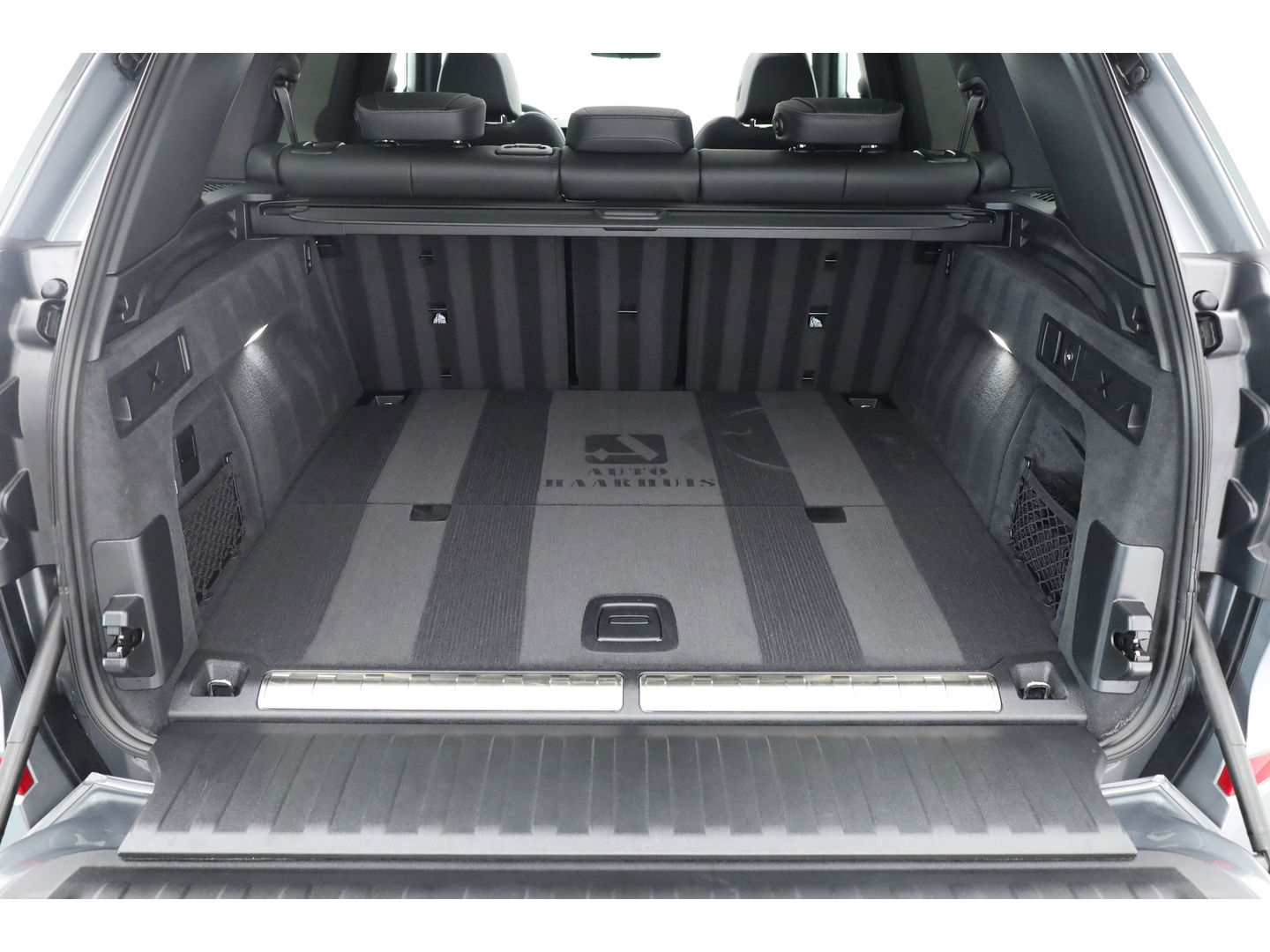 BMW X5 xDrive50e M Sport Pro | Iconic Glow | | Pano | Soft Close | HUD | Luchtvering | Harman Kardon | Elek. Trekhaak |