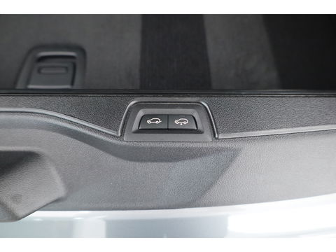 BMW X5 xDrive50e M Sport Pro | Iconic Glow | | Pano | Soft Close | HUD | Luchtvering | Harman Kardon | Elek. Trekhaak |