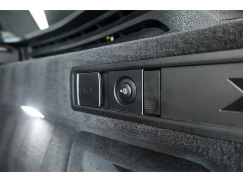 BMW X5 xDrive50e M Sport Pro | Iconic Glow | | Pano | Soft Close | HUD | Luchtvering | Harman Kardon | Elek. Trekhaak |