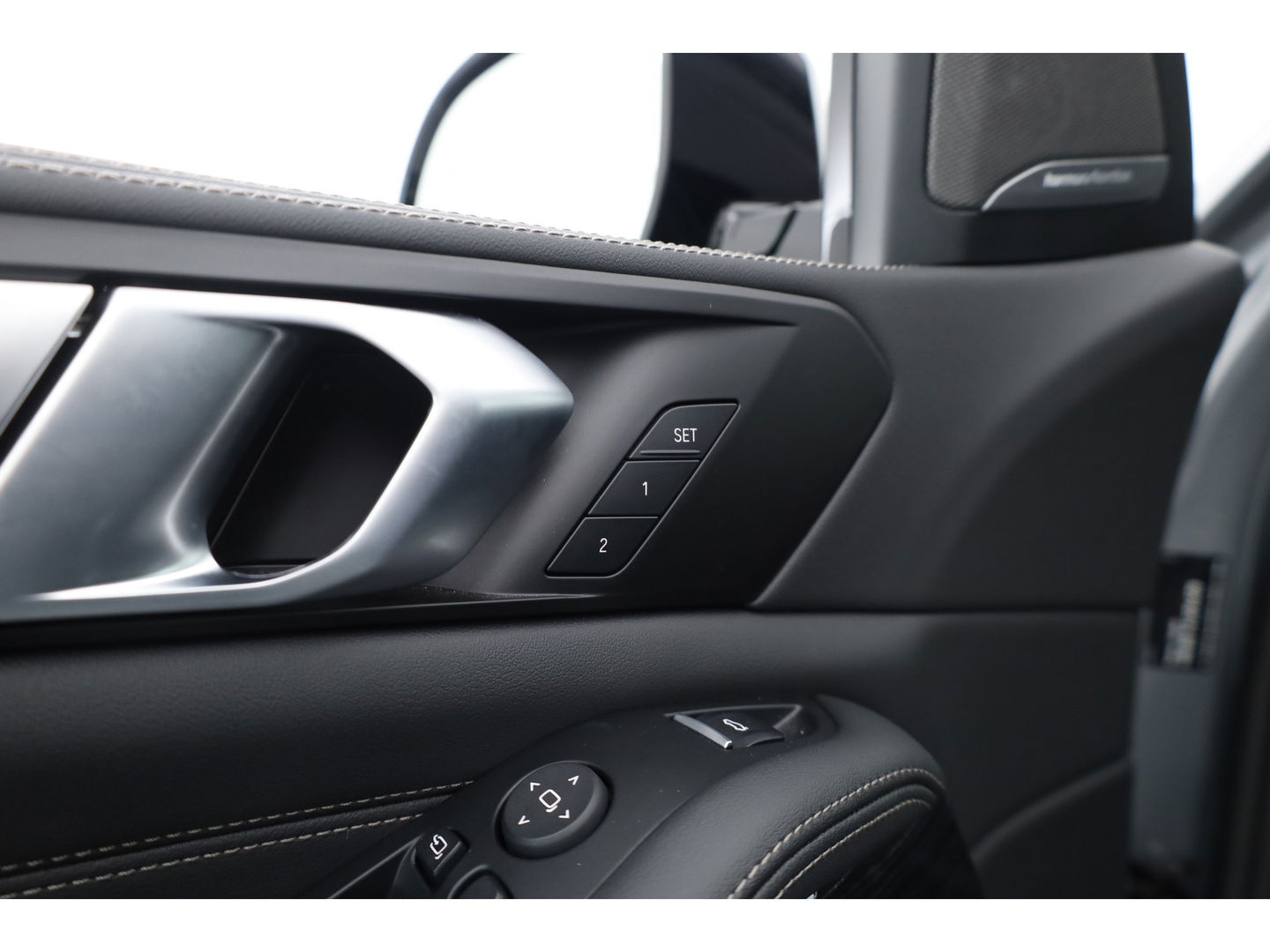 BMW X5 xDrive50e M Sport Pro | Iconic Glow | | Pano | Soft Close | HUD | Luchtvering | Harman Kardon | Elek. Trekhaak |