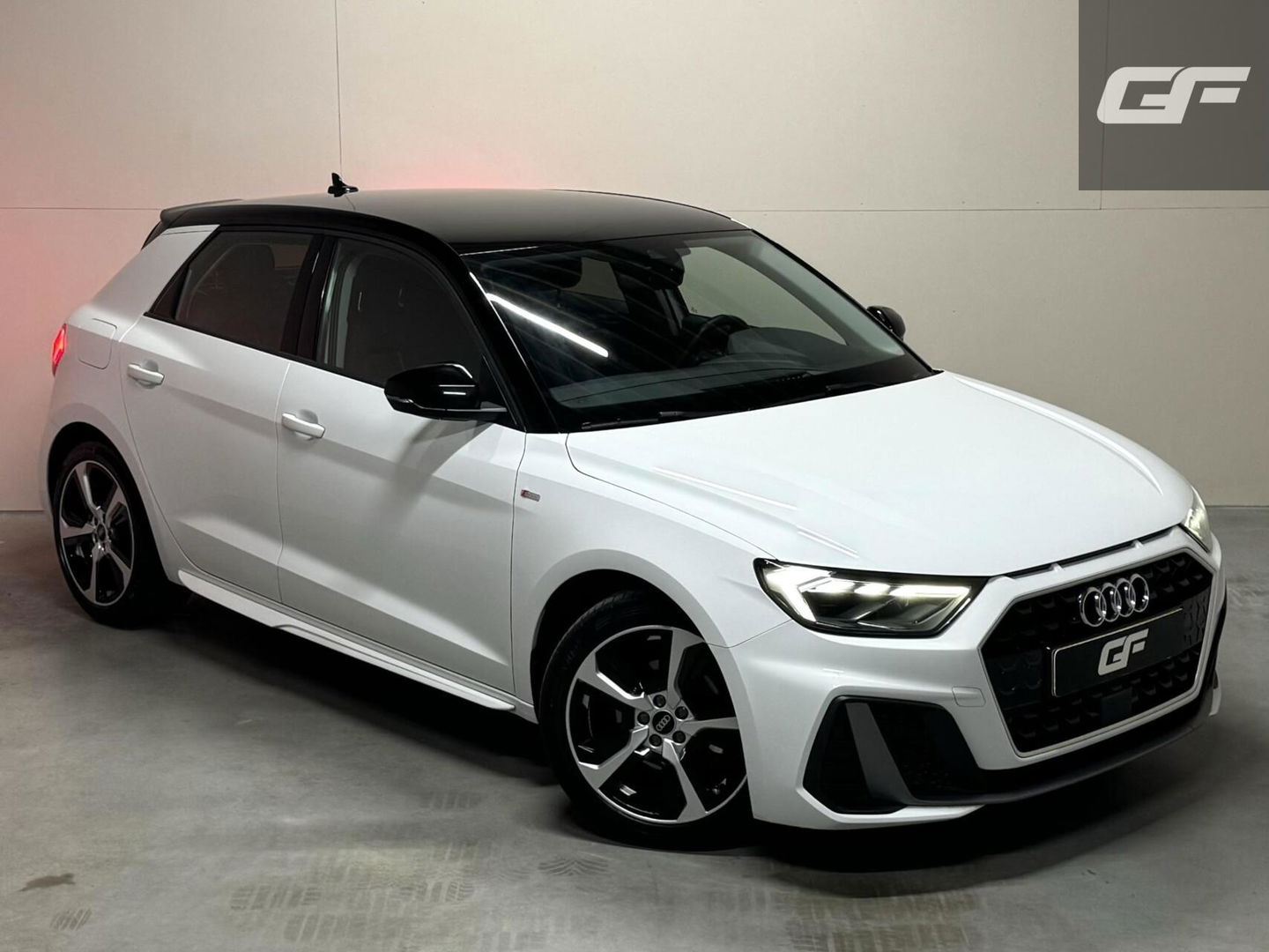 Audi A1 Sportback 30 TFSI S-Line Carplay Cruise Clima PDC