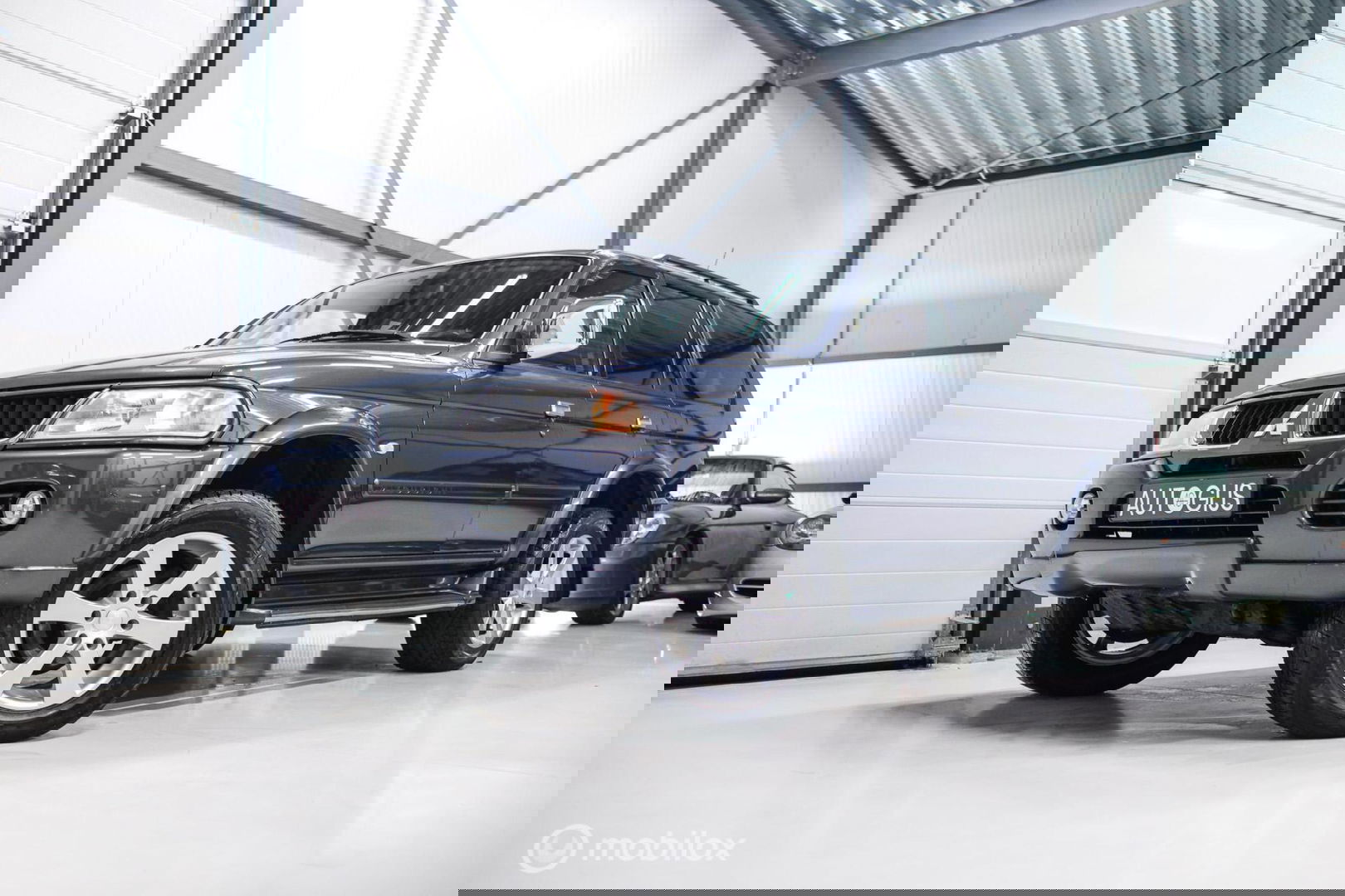 Mitsubishi Pajero Sport 3.0 V6 Intense | NAP NL auto | Lage km stand | Uniek | Trekhaak | Leder | 4x4 | Automaat |