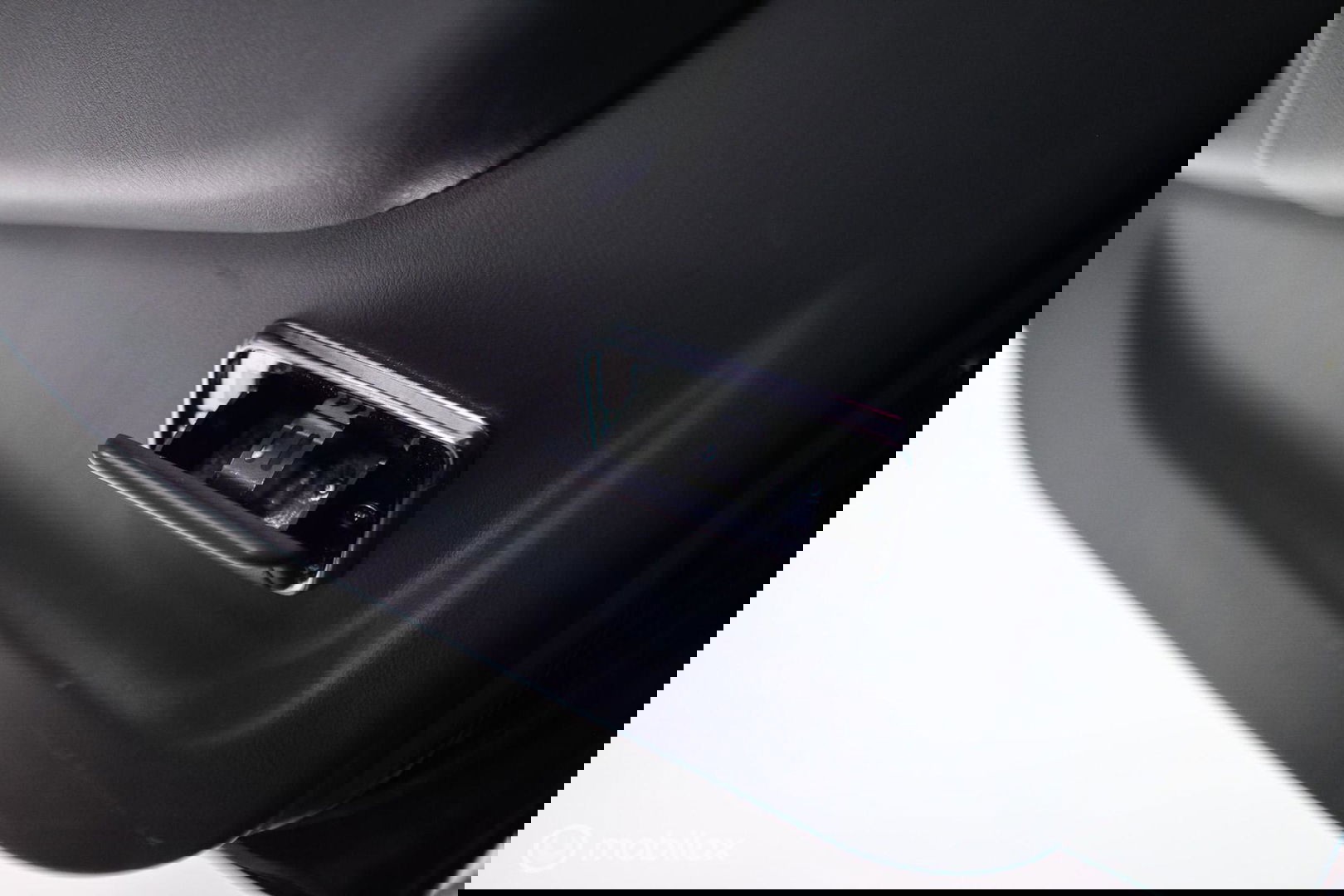 Mitsubishi Pajero Sport 3.0 V6 Intense | NAP NL auto | Lage km stand | Uniek | Trekhaak | Leder | 4x4 | Automaat |