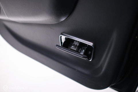 Mitsubishi Pajero Sport 3.0 V6 Intense | NAP NL auto | Lage km stand | Uniek | Trekhaak | Leder | 4x4 | Automaat |