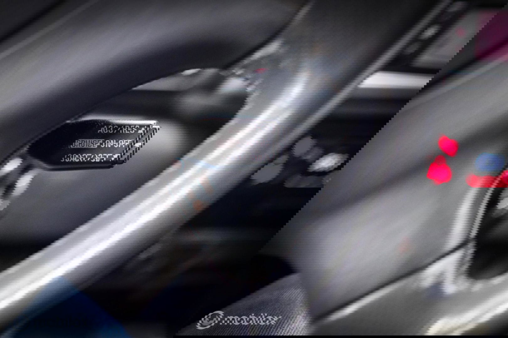 Mitsubishi Pajero Sport 3.0 V6 Intense | NAP NL auto | Lage km stand | Uniek | Trekhaak | Leder | 4x4 | Automaat |