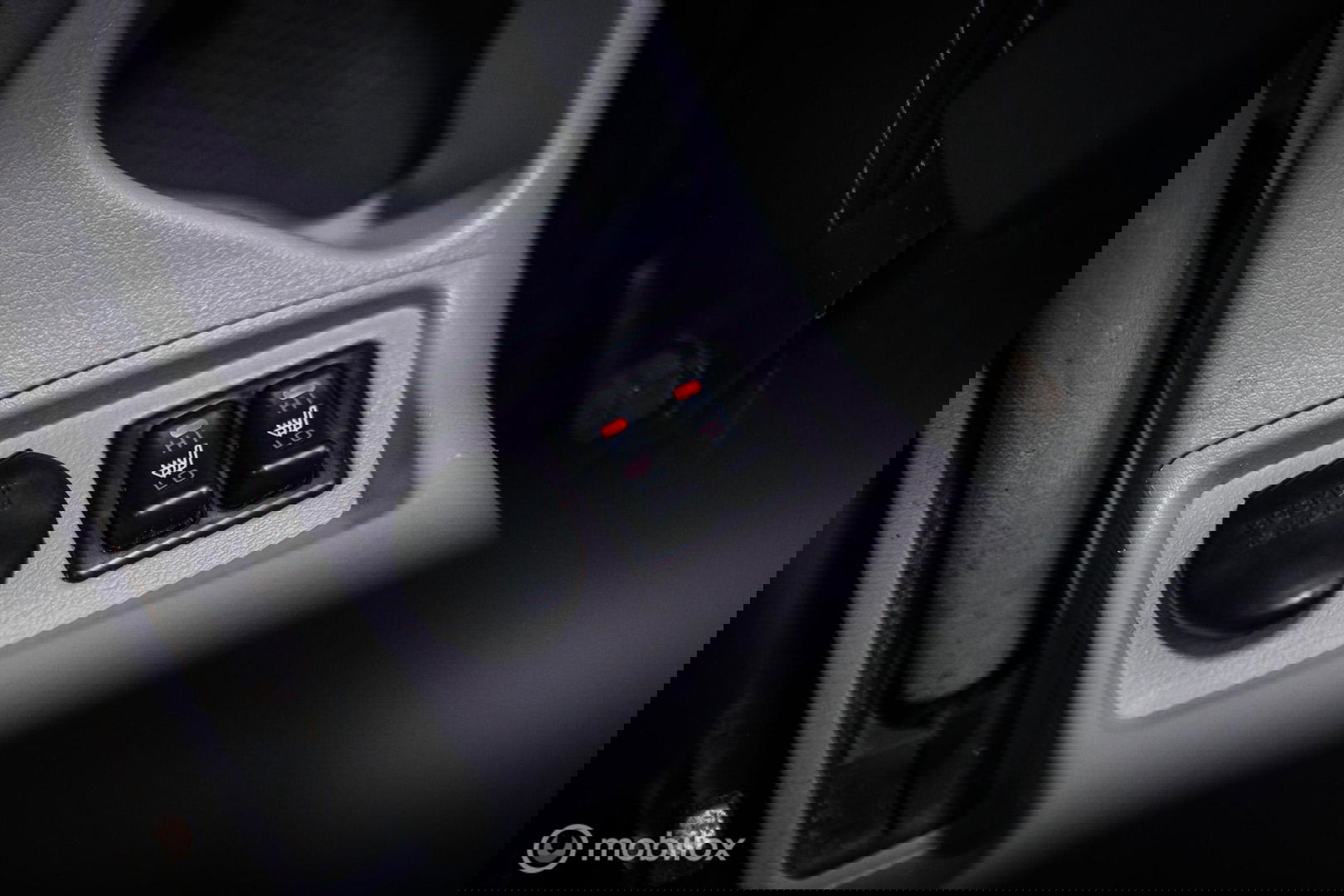 Mitsubishi Pajero Sport 3.0 V6 Intense | NAP NL auto | Lage km stand | Uniek | Trekhaak | Leder | 4x4 | Automaat |