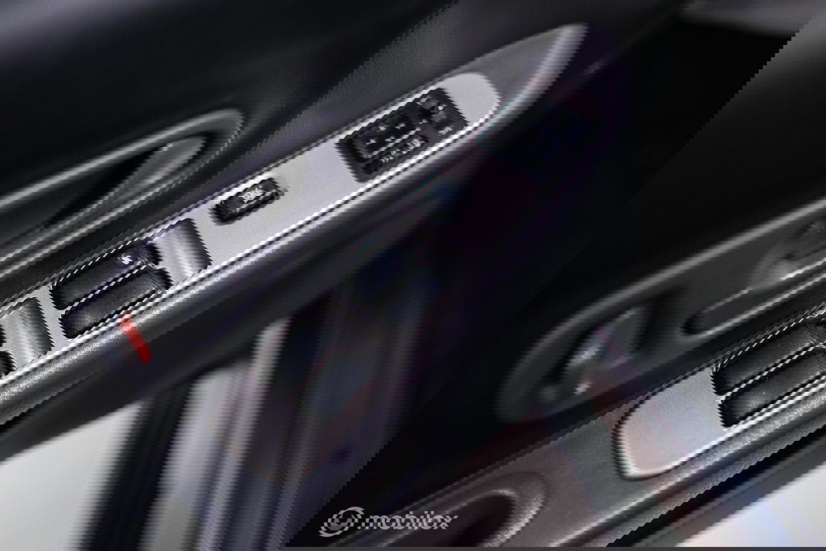 Mitsubishi Pajero Sport 3.0 V6 Intense | NAP NL auto | Lage km stand | Uniek | Trekhaak | Leder | 4x4 | Automaat |