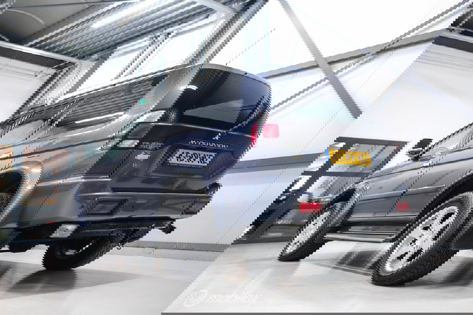 Mitsubishi Pajero Sport 3.0 V6 Intense | NAP NL auto | Lage km stand | Uniek | Trekhaak | Leder | 4x4 | Automaat |