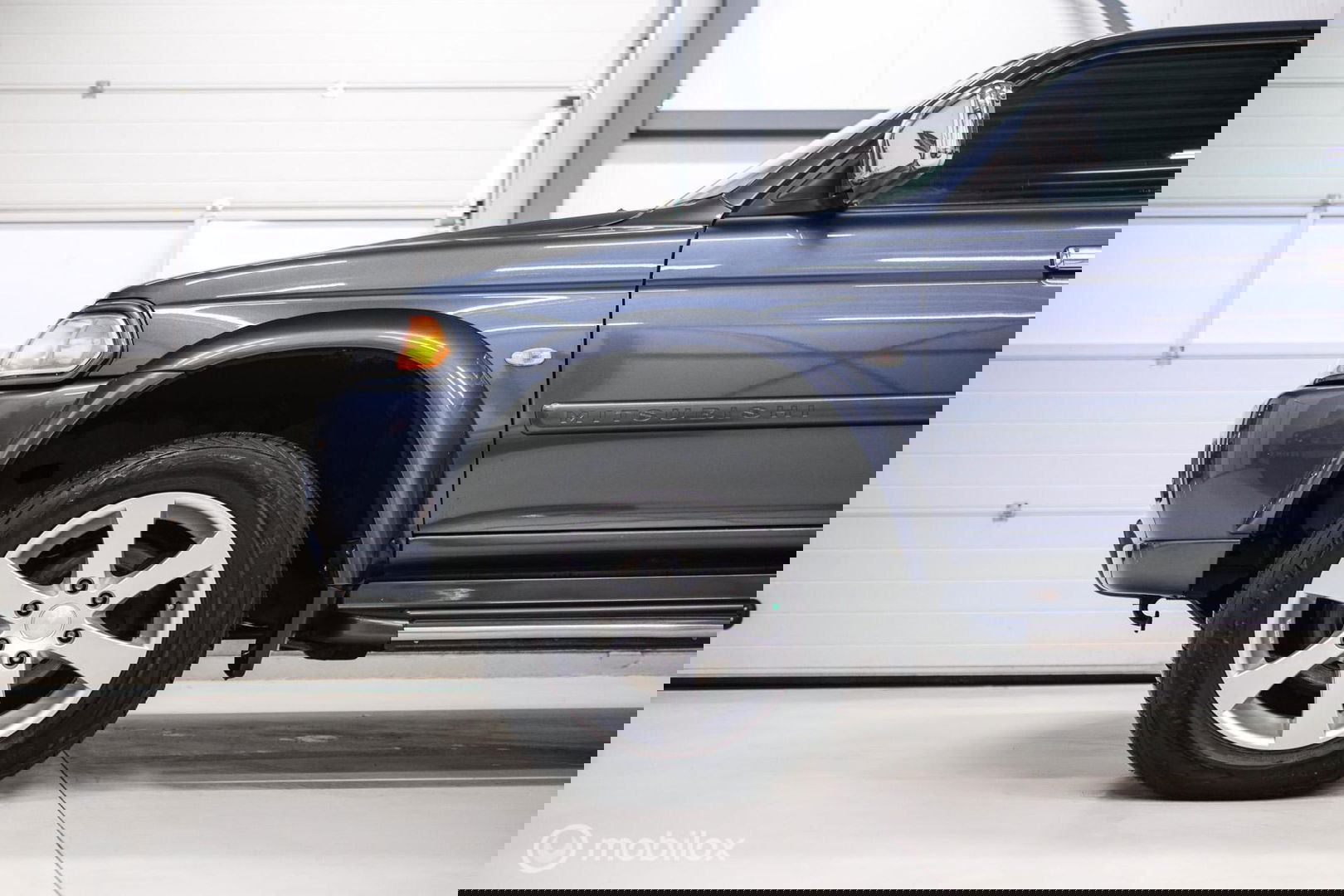 Mitsubishi Pajero Sport 3.0 V6 Intense | NAP NL auto | Lage km stand | Uniek | Trekhaak | Leder | 4x4 | Automaat |